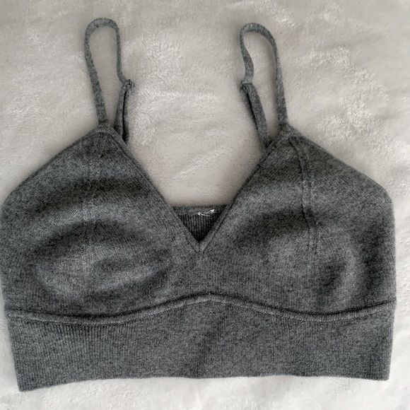 ALO CASHMERE BRALETTE SIZE MEDIUM (size tag removed fits more like a small)